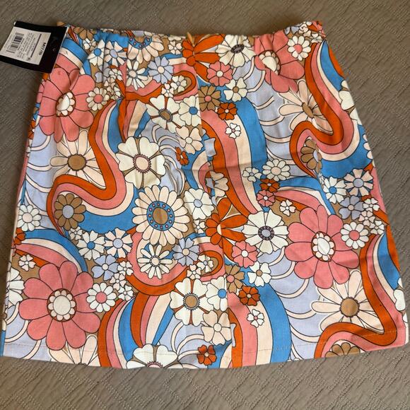 NWT Art Class Mod 60s Floral Mini Skirt Skirt M Medium 7 8 Girls - Picture 3 of 9